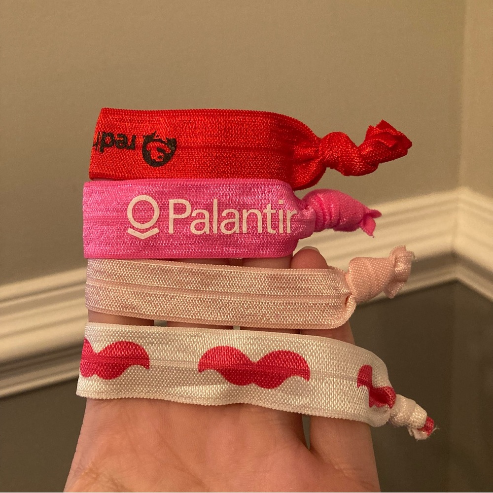 FREE w/purchase - Set of 4 Fabric Hair Ties - Picture 3 of 4